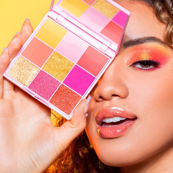 😍NWT Glory Eyeshadow Palette by Lime Crime! Stunning color!😍 - Picture 4 of 11